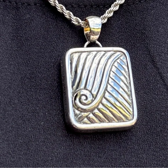 Silver Pendant Necklace - Picture 1 of 6